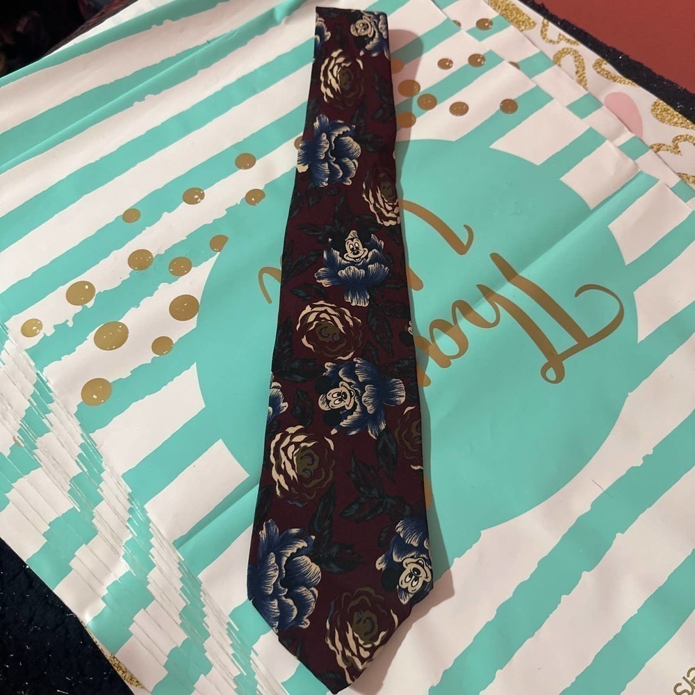 Walt Disney Mickey Mouse tie